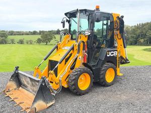 JCB 1CX Mini <b>Backhoe</b> <b>Loader</b> in Stock Ready for Shipment at Low Price - Product Image 3