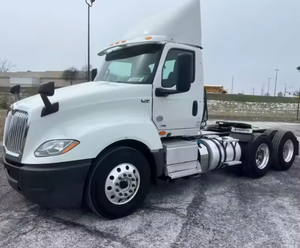 Camión de cabina diurna International LT625 2019 económico para largas distancias en venta - Product Image 2