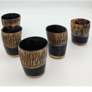 Verre de corne naturelle fabriqué à la main personnalisé de haute qualité pour le vin verre sculpté en gros pour la maison Restaurant hôtel inspiré de l'Inde - Product Image 1