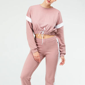 Sudadera con capucha de Invierno para mujer de tendencia para gimnasio y ropa de yoga Jersey recortado moderno con opción de logotipo frontal - Product Image 1