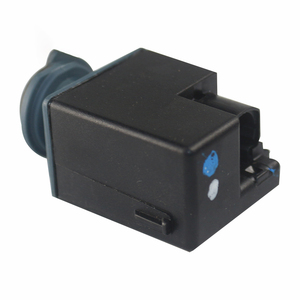 Sistema de Cámara de Visión Delantera Xinwo Superior Auto Parts 31332429 para <span class=keywords><strong>Volvo</strong></span> <span class=keywords><strong>XC60</strong></span> V60 S60 S80 XC70 V70 - Product Image 1