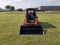 2026 Kubota SVL75-3 Mini-chargeuse compacte Kubota Shockless Ride Chenilles de 15,8 pouces Accouplement rapide hydraulique Hydraulique auxiliaire à haut débit Machine