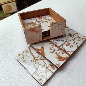 Juego de posavasos de madera hecho a medida con trabajo Minakari dorado Ideal para tiendas de decoración del hogar - Product Image 1