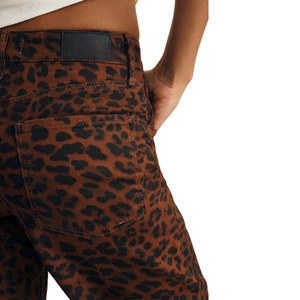 Jeans Casuales de Barril para Mujer al por Mayor, Personalizados OEM ODM, Mezclilla Premium, Corte Regular Medio, Transpirables, Lavados, Sólidos, Directo de Fábrica, Moda - Product Image 5