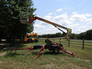 Plataforma Elevadora Telescópica Tipo Araña Remolcable, Plataforma de Trabajo Aérea Hidráulica para Construcción de 18m - Product Image 6