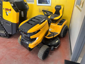 À vendre : Tondeuse autoportée Cub Cadet XT1 LT46/XT1 LT42, plateau de coupe de 46 pouces, 23 CV, série Enduro, seulement 26,7 heures de fonctionnement, pratiquement neuve. - Product Image 5