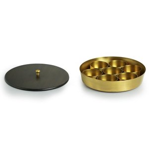 Caja de utilidad de especias de latón de siete compartimentos más vendida, contenedor Masala de Metal puro del fabricante indio para uso en la cocina - Product Image 3