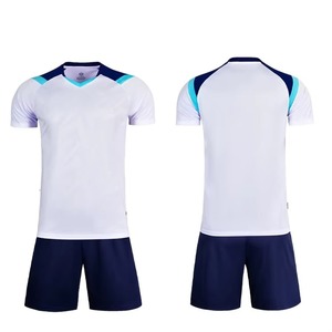 Camiseta de fútbol de calidad tailandesa con sublimación completa, uniforme de fútbol de Club personalizado, camisetas de fútbol, ropa de fútbol, kits de equipos, ropa deportiva de verano - Product Image 3