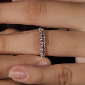 Banda de aniversario única para mujer, banda de boda de oro blanco ancho, banda de boda apilable de diamantes cultivados en laboratorio certificada por IGI, banda de boda - Product Image 6