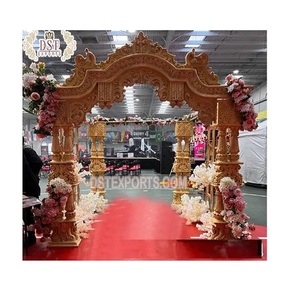 Puerta de bienvenida de madera para boda Gujarati, decoración tradicional de madera tallada, puerta de bienvenida, boda india tallada, puerta de bienvenida - Product Image 1