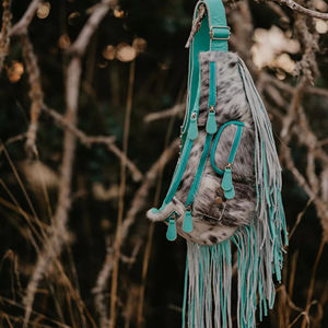 Sac banane unique en cuir de vachette occidental avec sangle réglable et franges Sac banane unisexe en cuir véritable Sac à dos de taille - Product Image 2