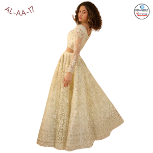 Magnifique Blouse Brodée avec Cordons, Dupatta en Dentelle, Travail de Pierre Lourde, Lehenga Traditionnel Indien Pakistanais pour Mariage et Fêtes - Product Image 3