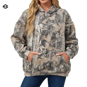 Sudadera OEM de lana con estampado personalizado para mujer, Sudadera con capucha de camuflaje para exteriores, ropa de calle de invierno para compras a granel - Product Image 1