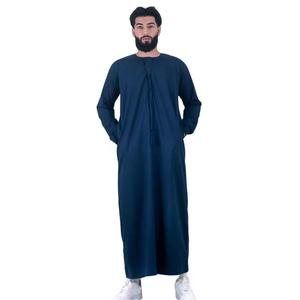 Thobe émirati de qualité supérieure noir luxe Kandura traditionnel arabe porter élégant hommes Jubba doux et respirant tenue islamique moderne - Product Image 1