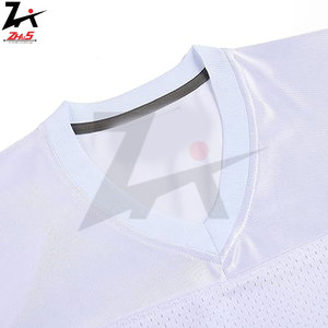 Ropa de calle personalizada Jersey con efecto envejecido Diseño de uniforme de fútbol americano de inspiración vintage con tela de malla Ropa única - Product Image 3