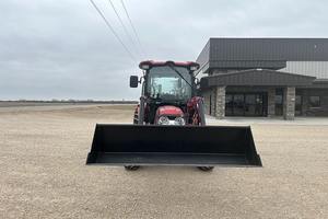 Tracteur à pied Mahindra 2015 PST 3540 d'occasion 50 HP Tracteur agricole 4x4 avec moteur à vendre - Product Image 5