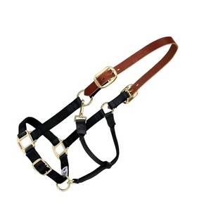 Licol d'entraînement pour cheval, réglable, design robuste pour le contrôle et la manipulation, utilisation en écurie et soins équestres quotidiens - Product Image 6