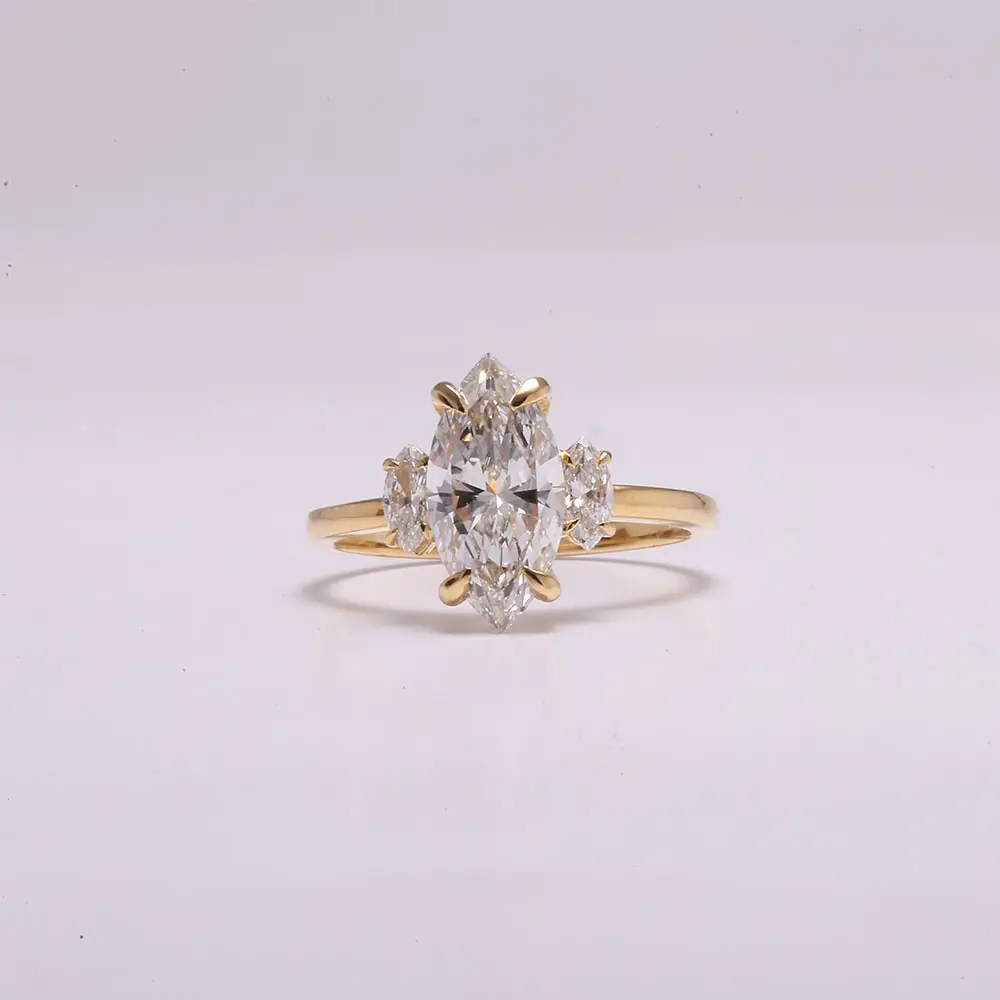 3.50 TCW potongan Marquise Lab tumbuh cincin pertunangan, tiga batu CVD cincin berlian hadiah ulang tahun untuk dia