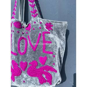 Wholesale Velvet Fabric Bags Hand Stitch Suzani <b>18X18</b> Size Shopping Bags Uzbek Embroidery Large Bags Boho Traveling Bags - Product Image 3