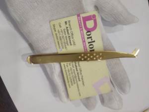 Pinzas de extensión de pestañas chapadas en oro de acero inoxidable con logotipo personalizado de alta calidad pinzas de pestañas de Pakistán - Product Image 3