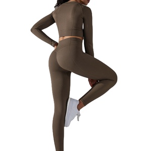 ชุดโยคะผู้หญิงสองชิ้น เสื้อแขนสั้น กางเกงเลกกิ้ง ผ้าฝ้ายแท้ 100% เป็นมิตรกับสิ่งแวดล้อม ระบายอากาศได้ดี ชุดออกกำลังกาย - Product Image 4