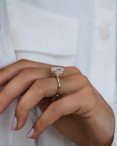 Anillo de compromiso de moissanita con corte de cojín alargado de 11x9mm | Diseño solitario en plata u oro | Joyería fina de Boda nupcial OEM - Product Image 3