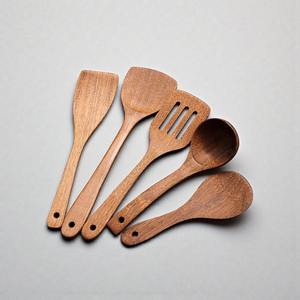 Cuillère de service en bois sculpté pour cuisine biologique et préparation quotidienne des repas Meilleure qualité Prix de gros - Product Image 5