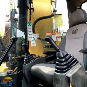 En stock, excavatrice Caterpillar CAT320D d'occasion à bas prix, produits de machines et de moteurs - Product Image 2