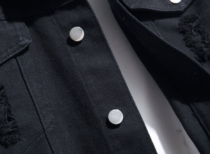 Manteau court streetwear décontracté pour hommes avec denim déchiré clouté veste en jean lavé d'hiver pour hommes autre tissu photo - Product Image 5