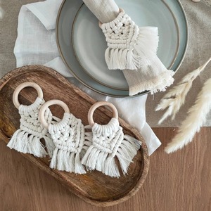 Elegante servilletero de macramé bohemio, organizador decorativo de algodón tejido a mano para mesa de comedor, cocina o Interior del hogar - Product Image 3