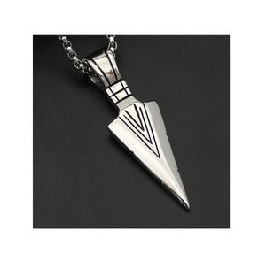 Pendentif en acier au titane pour hommes européens et américains Street Fashion Hip Hop Personnalité créative avec pierre de zircon pour les fêtes - Product Image 3