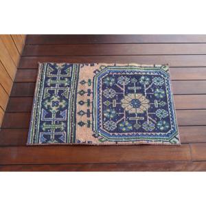 Alfombra Turca Pequeña de 1.6x2.4 pies (48x73 cm), Alfombra Vintage Azul Sólida - Product Image 3