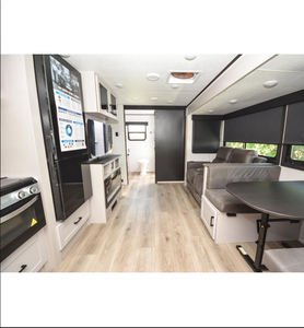 NOUVEAU Remorque de camping-car d'occasion Jayco Jay Feather 25RB 2026 prête à la vente - Product Image 3