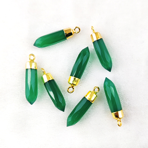 Colgante de diamante facetado de ónix verde, colgantes de Punta electrochapados en oro, colgantes de Punta facetada de cristal curativo de piedras preciosas - Product Image 1