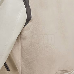 Chaqueta de Invierno para Hombre de la Mejor Calidad, Estilo Casual de Béisbol, Diseño Oversize con Letras, Cuello Alto y Mangas de Cuero - Product Image 4