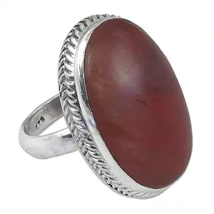 Bague classique en jaspe rouge sertie de pierres dans un cadre en argent 925, bijoux unisexes pour tous les jours - Product Image 1