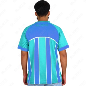 Blaze Fight Wear Chemises de football entièrement personnalisables Maillot de football en polyester à col design par sublimation - Product Image 4