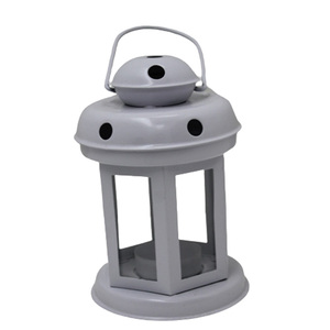 Design classique métal et verre suspendu lanterne blanc mat revêtement en poudre bougeoir pour les décorations de salon - Product Image 1