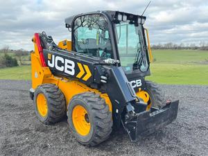 Minicargadora de Ruedas JCB Teleskid 3TS-8W con Pluma Telescópica de Alta Alcance, Motor PLC de Alta Eficiencia para Agricultura - Product Image 2