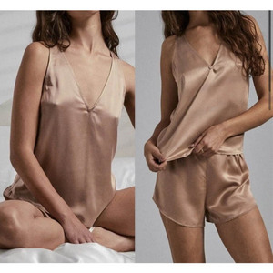 Ensemble de vêtements de détente en satin pour femme-Pyjama de nuit doux et soyeux, vêtements de maison confortables en 2 pièces - Product Image 6