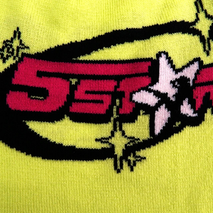 Bonnets jaunes unisexes personnalisés avec broderie à la main Bonnet en tricot jacquard Taille unique pour l'hiver Chapeau chaud de rue avec logo - Product Image 4