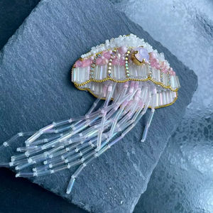 Nouvelles perles focales de personnages de dessins animés pour stylos à perles, vente en gros de stylos, breloques, décorations de porte-clés, accessoires de bracelet pour cadeaux d'enfants - Product Image 1