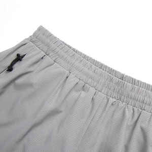 Pantalones cortos de gimnasio elásticos para hombre con control de humedad, tela de poliéster de secado rápido y pretina ajustable, suministro de fábrica OEM - Product Image 4