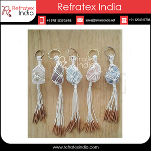 Llavero Decorativo Abierto de Macramé para Niñas con Cuentas y Cadenas - Product Image 3