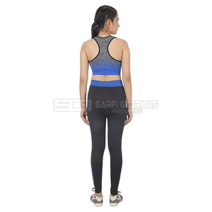 Tenue de yoga élégante pour filles avec un tissu doux, une coupe sculptante et des panneaux respirants pour des étirements et une équilibre sans effort - Product Image 5