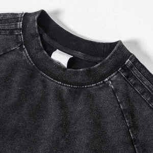 Conjunto de camiseta y pantalones cortos de verano con logotipo personalizado de alta calidad para hombre, ropa de calle informal, lavado con ácido al por mayor - Product Image 4