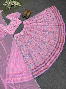 Material de Georgette de imitación de calidad de exportación con corte Kali Lehenga Choli con trabajo de bordado de secuencia de 5mm Dupatta de India - Product Image 4