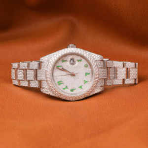 Montre-bracelet de luxe pour homme en acier inoxydable, style hip-hop, avec cadran en verre analogique, chiffres arabes verts, entièrement sertie de diamants - Product Image 1