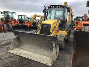 Retroexcavadoras Usadas New Holland LB95.B con Motor y Bomba como Componentes Principales en Venta - Product Image 3