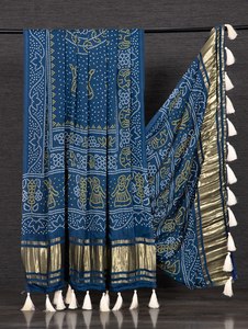 Dupatta de impresión digital de seda pura Gaji de calidad de exportación para trajes de niñas Dupatta con tamaño personalizado disponible desde la India - Product Image 2